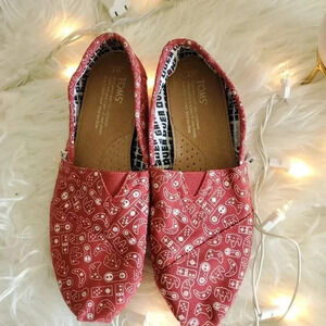 NWOT Toms Game Over Slip-Ons